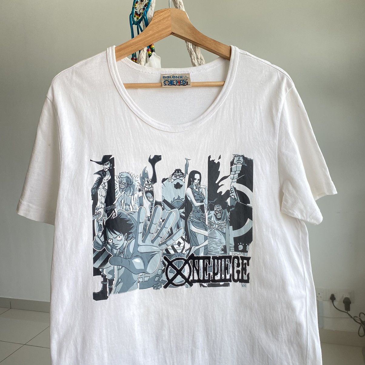 Anime The Seven Shichibukai One Piece Anime ERD GRUNGE TEE Size US M / EU 48-50 / 2 - 1 Thumbnail