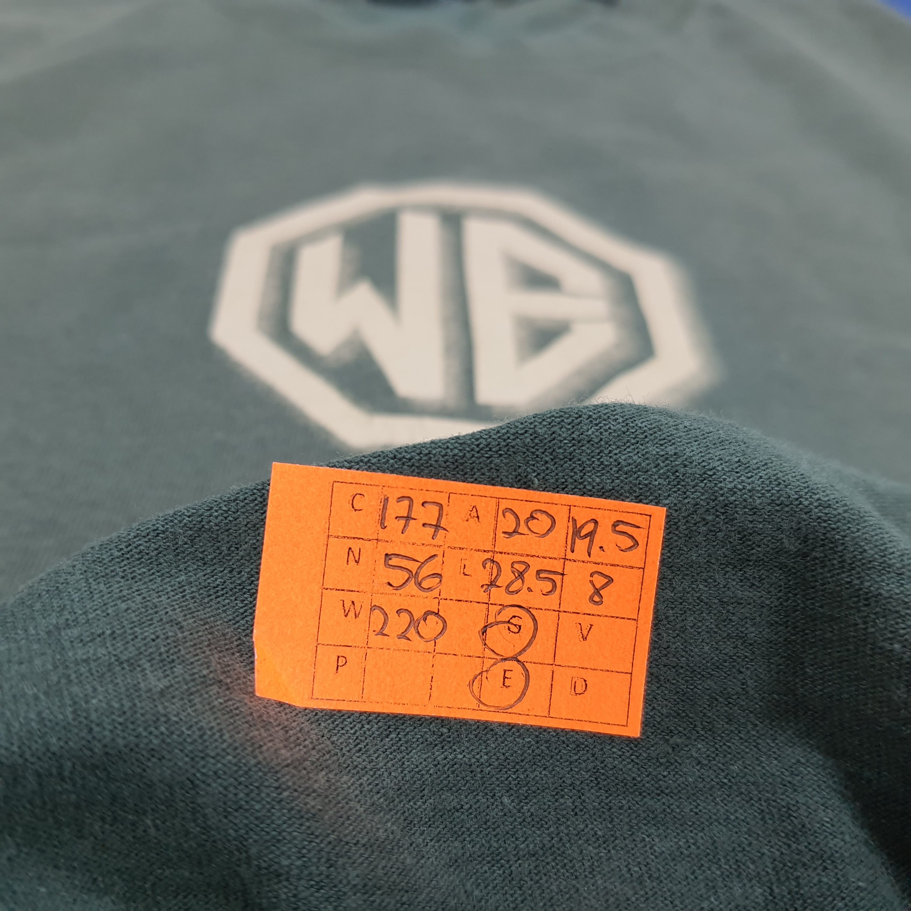 Vintage × Warner Bros Vintage WB Warner Bros. Center Logo Tshirt Size US M / EU 48-50 / 2 - 7 Thumbnail