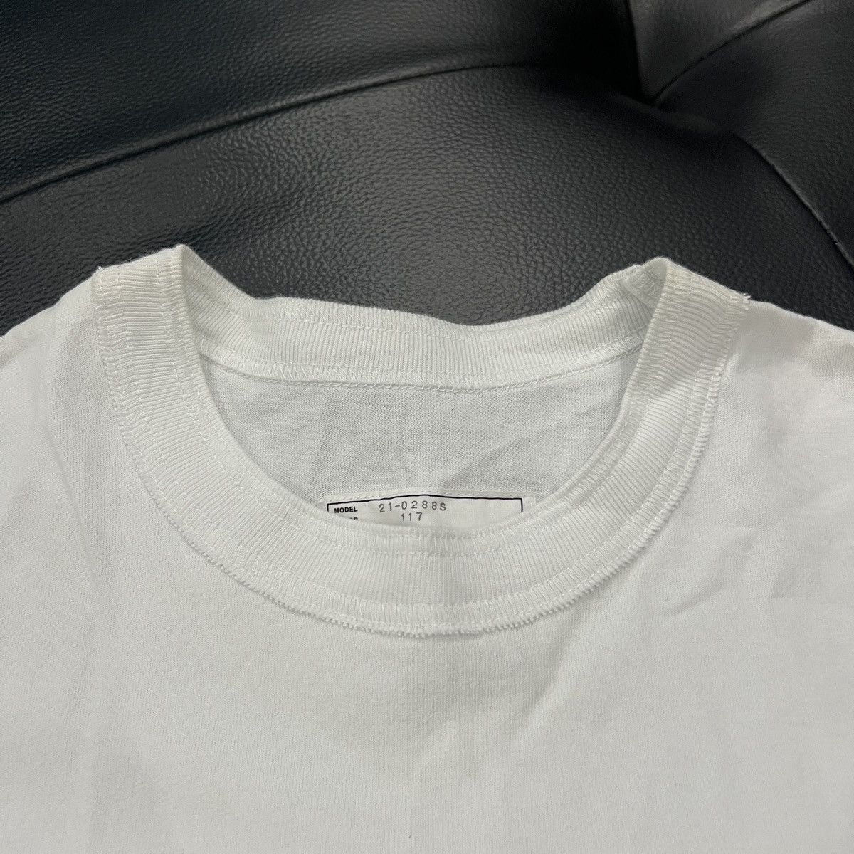 Sacai Sacai FW21 by KAWS Logo T-Shirt Size US L / EU 52-54 / 3 - 5 Thumbnail