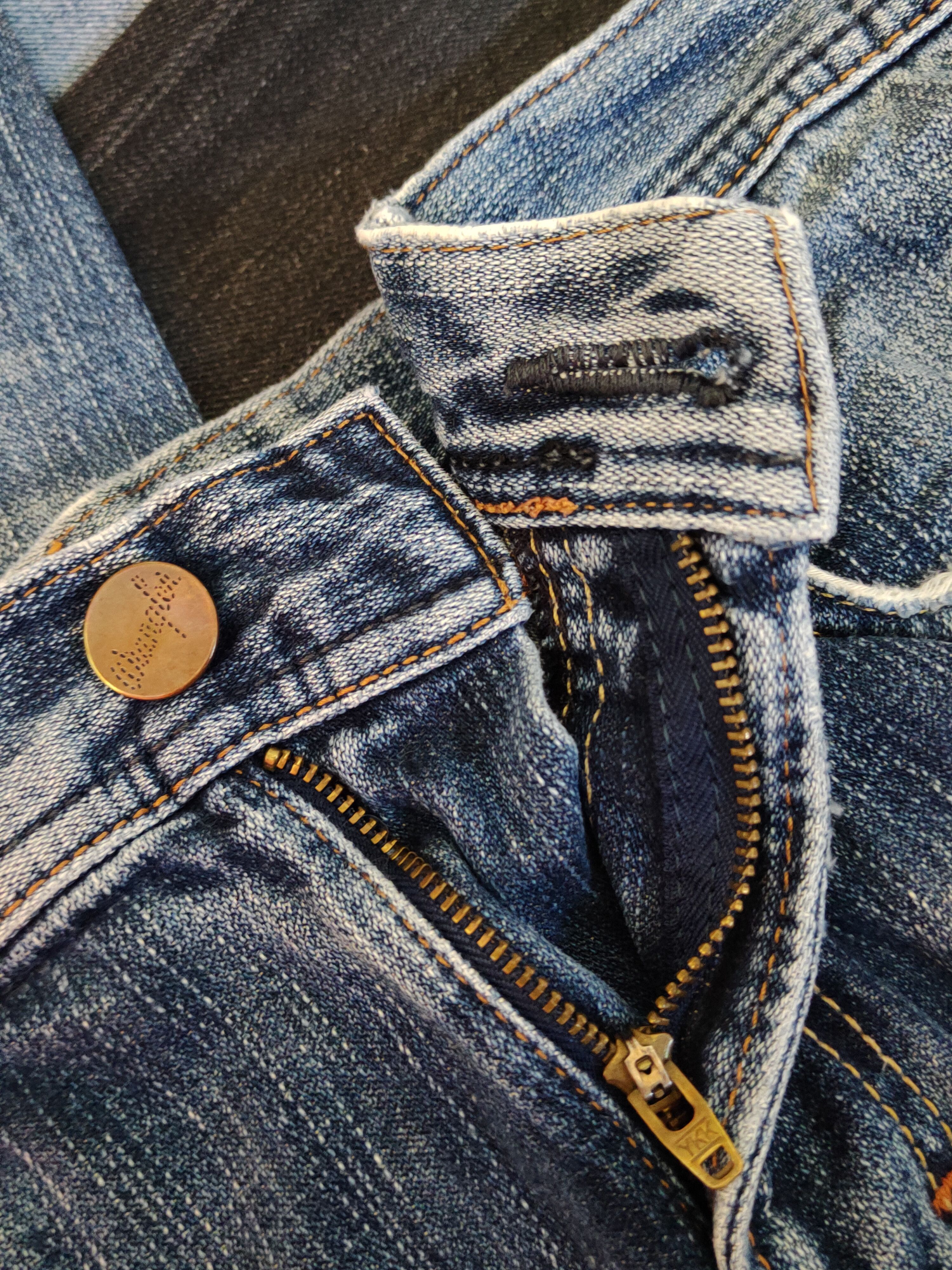 Vintage Wrangler Blue Faded Distressed Ripped Jeans #S1702 Size US 32 / EU 48 - 13 Thumbnail