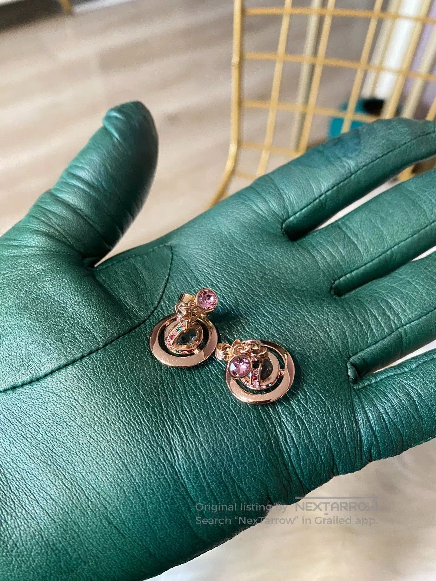 Vivienne Westwood Vivienne Westwood Small Pink Orb Earrings. Size ONE SIZE - 4 Thumbnail