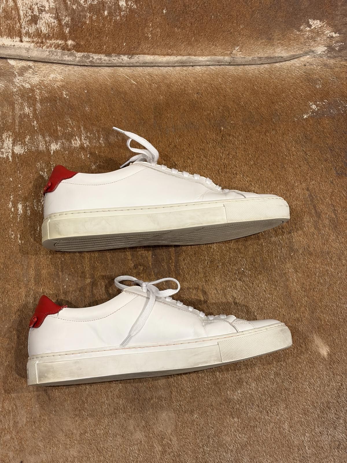 Givenchy Givenchy Urban Street Sneakers in White and Red Size US 8 / EU 41 - 3 Thumbnail