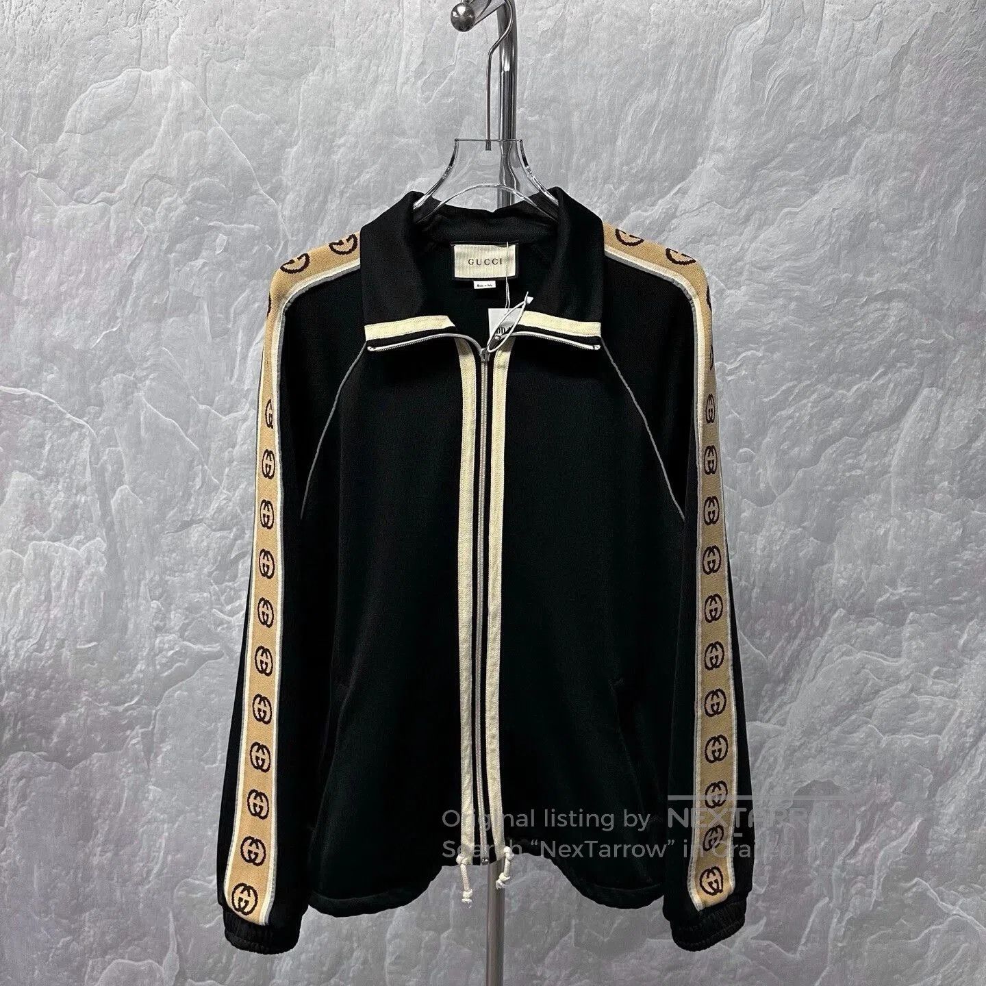 Gucci gucci black zip-up jacket with logo band. Size US L / EU 52-54 / 3 - 1 Thumbnail