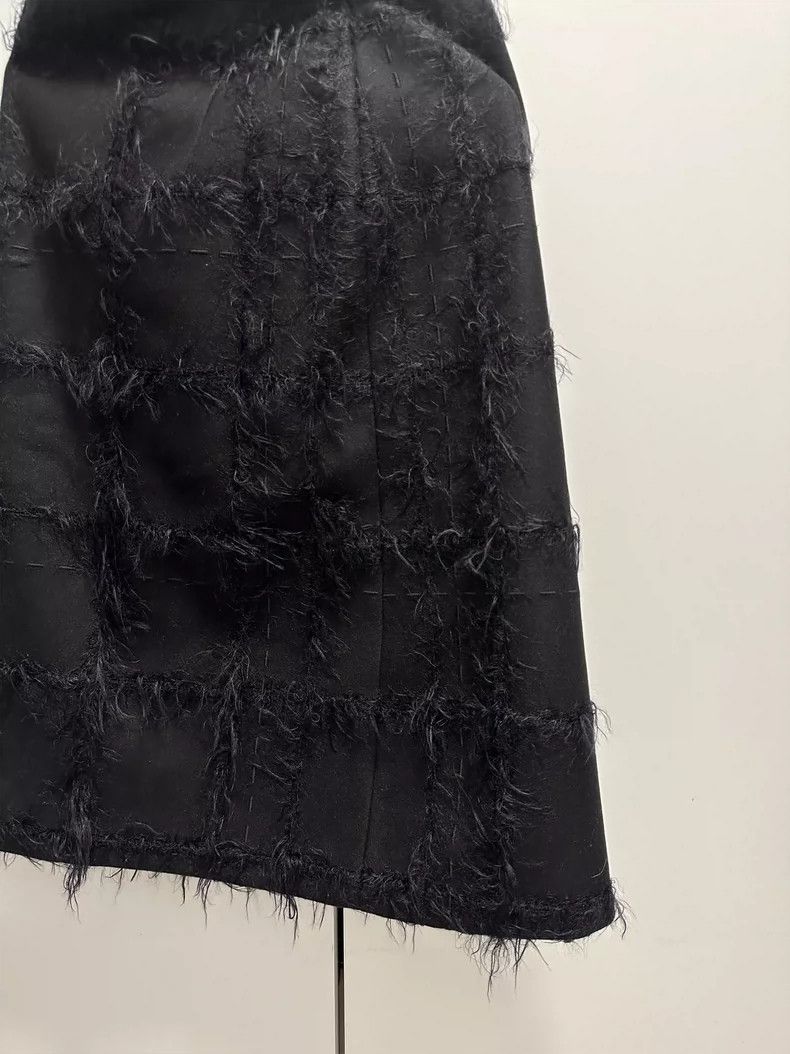 Jil Sander Jil Sander Feather Skirt Size 27" / US 4 / IT 40 - 2 Thumbnail