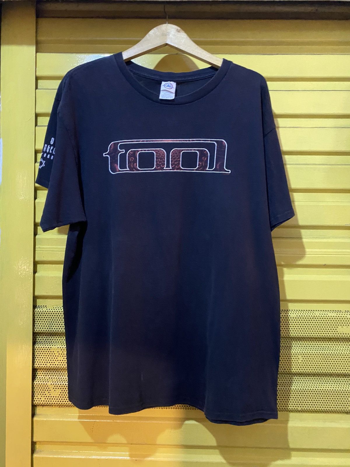 Band Tees Tool 10.000 days band tee Size US XL / EU 56 / 4 - 1 Thumbnail