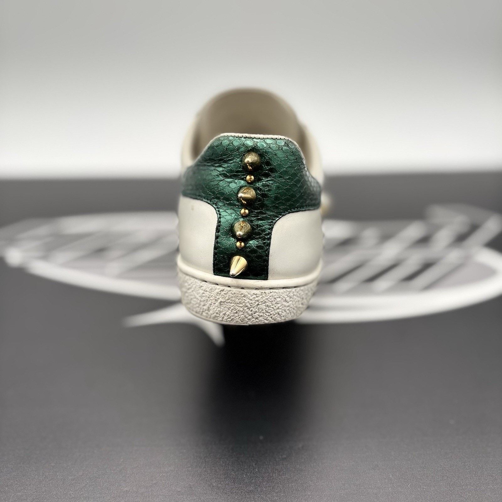 Gucci Gucci Ace Studded ' White, Pearls ' | GREAT CONDITION! Size US 6.5 / EU 39-40 - 3 Thumbnail