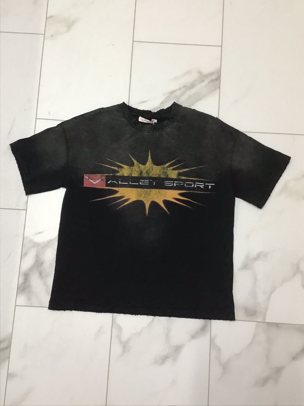 Vale VALE SUNSHINE TEE Size US XL / EU 56 / 4 - 1 Thumbnail
