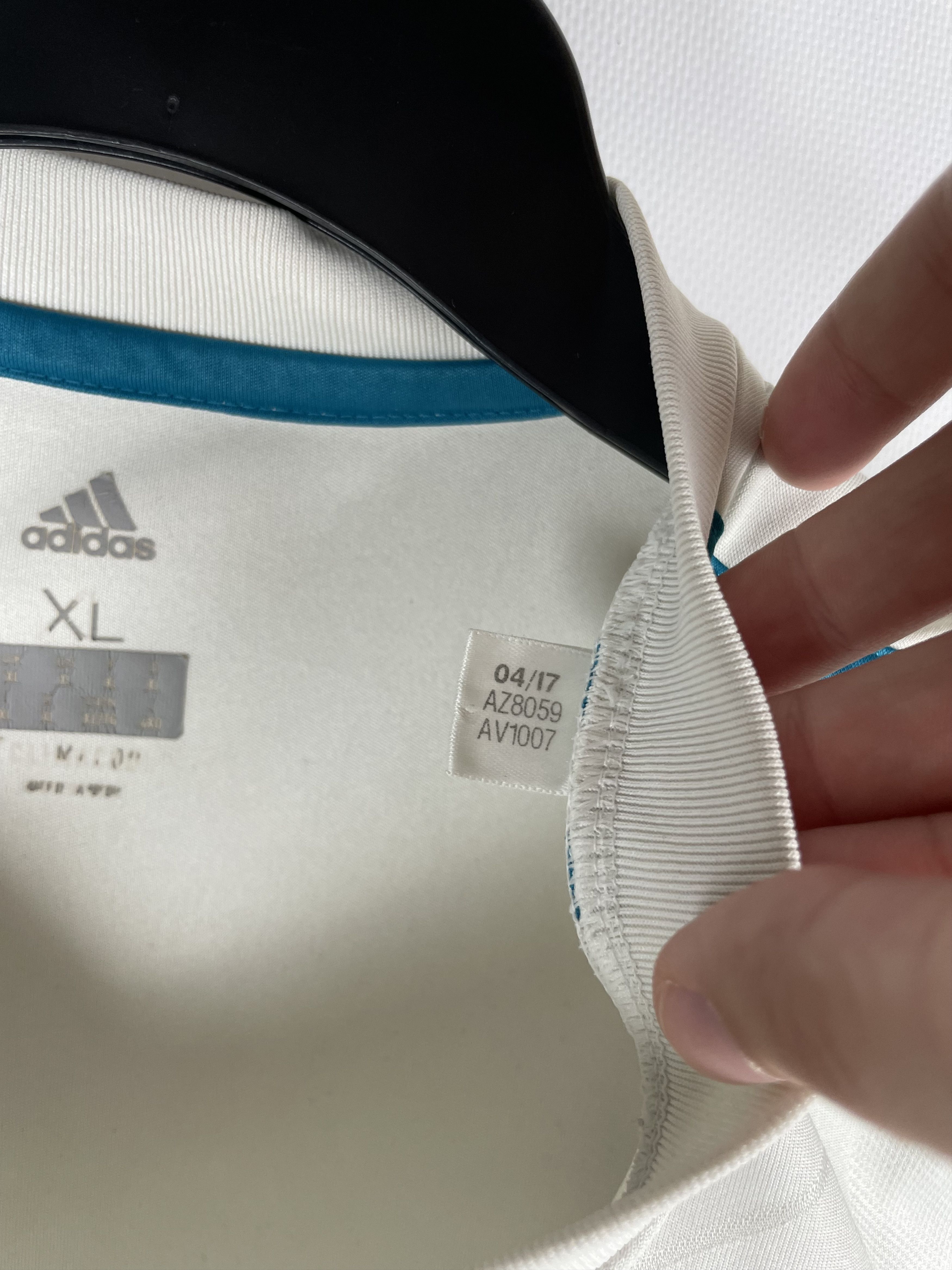 Adidas × Vintage Adidas Real Madrid Home Kit Jersey Tee Tshirt Size US XL / EU 56 / 4 - 8 Thumbnail