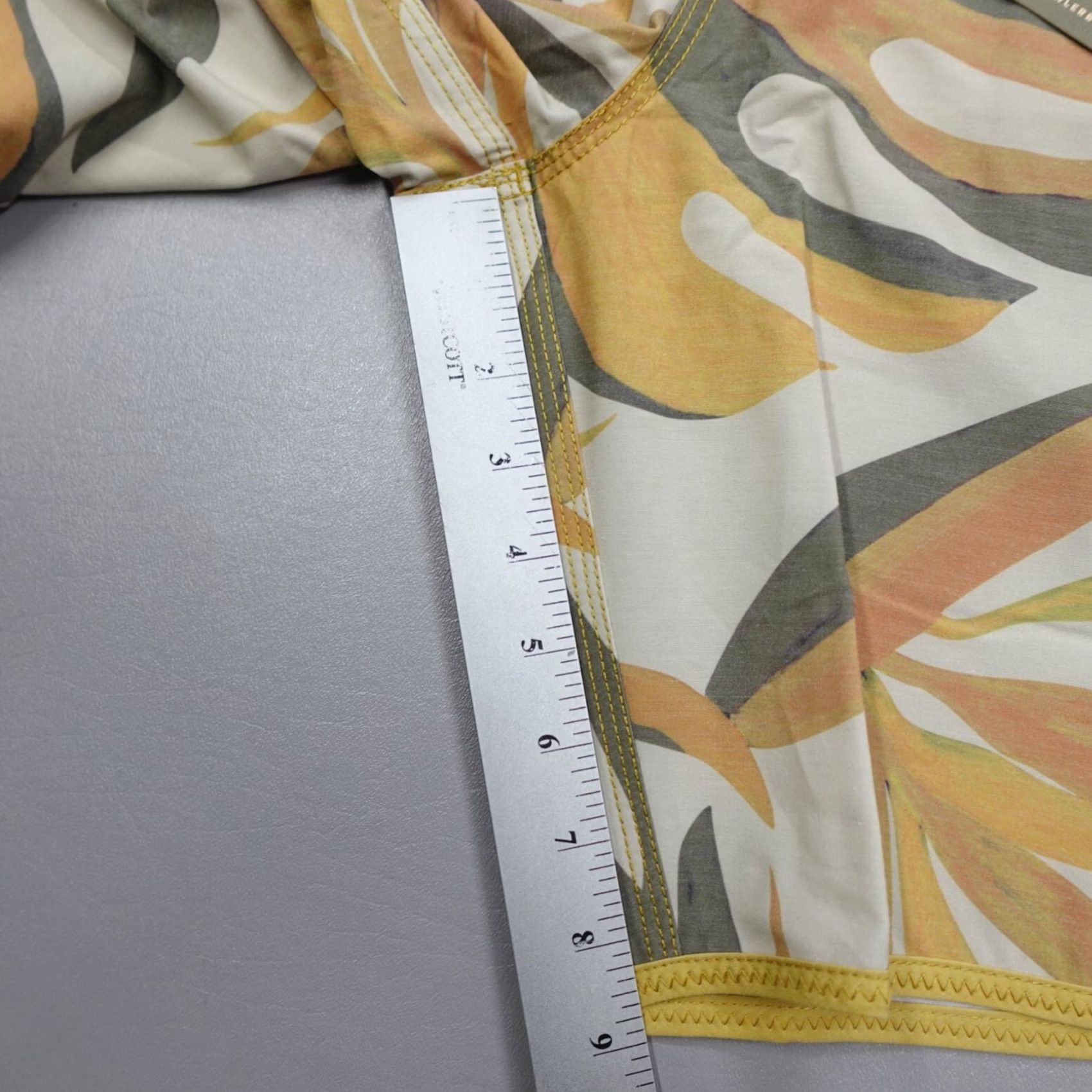 Howler Brothers Howler Brothers Board Shorts Bruja Monstera Mash Swim Surf Hawaiian Size 30 Mens Regular Multicolor Quick Dry Pockets Lightweight Stretch Size US 30 / EU 46 - 7 Thumbnail