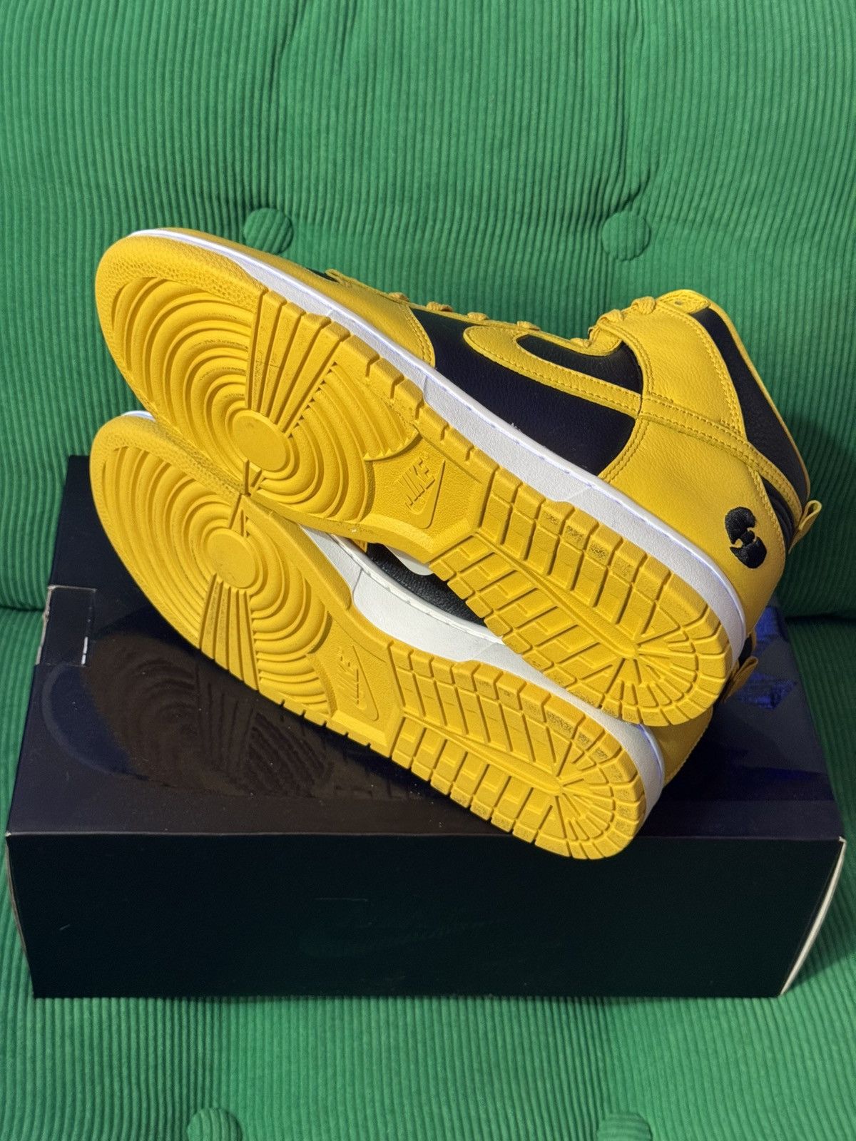 Nike Nike Dunk Hi Retro x Wutang Clan Shoes Size US 10.5 / EU 43-44 - 4 Thumbnail