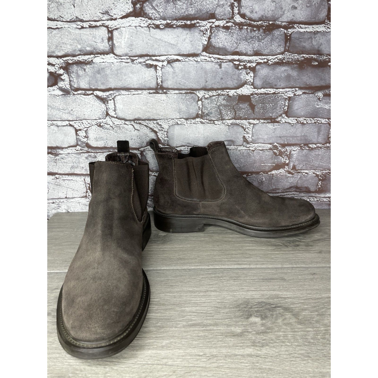 Barneys New York Barneys New York Brown Suede Leather Chelsea Desert Boots Sh Size US 10.5 / EU 43-44 - 17 Thumbnail