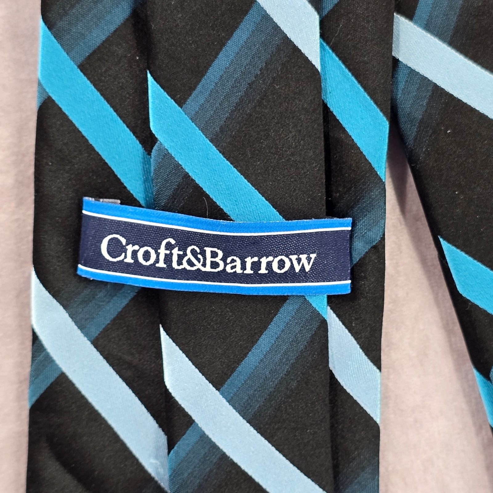 Croft & Barrow Croft & Barrow Blue Black Plaid Stripe 100% Silk Neck Tie Size 30 - 4 Thumbnail