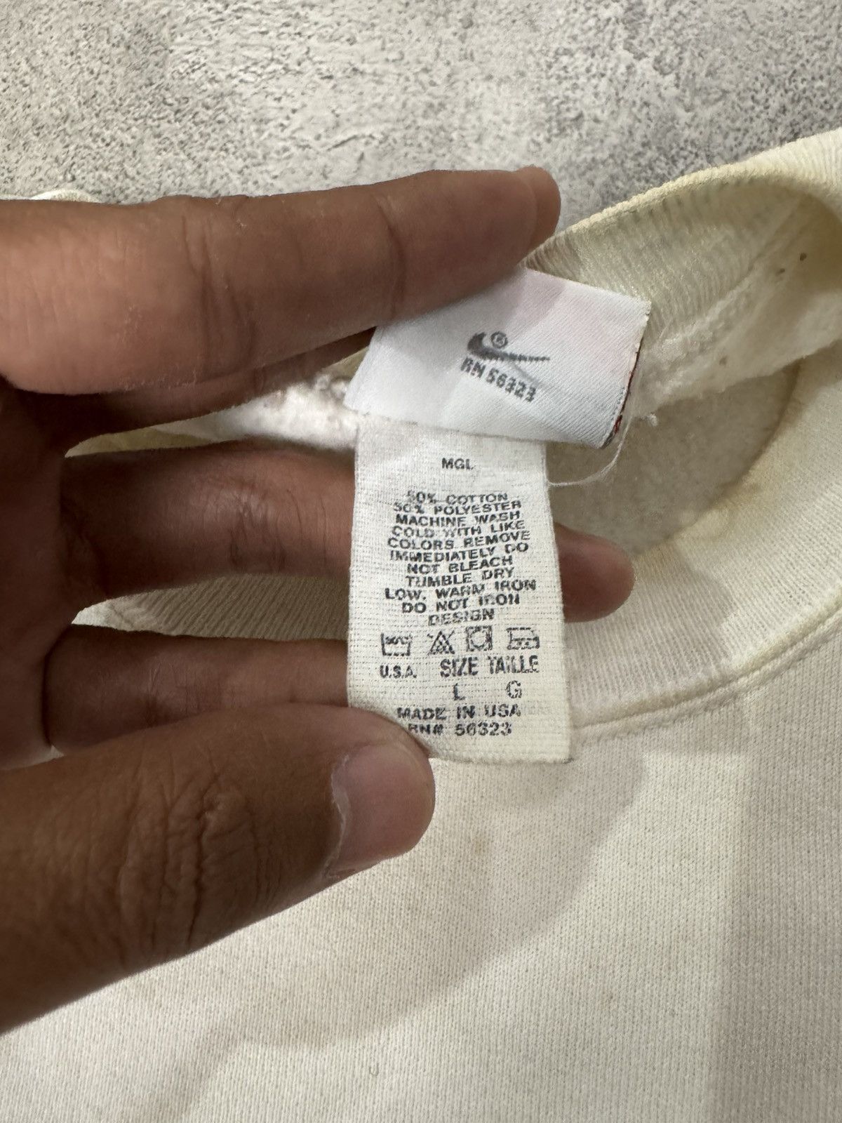 Nike VINTAGE 90’S NIKE AIR SWEATSHIRTS Size US L / EU 52-54 / 3 - 8 Thumbnail