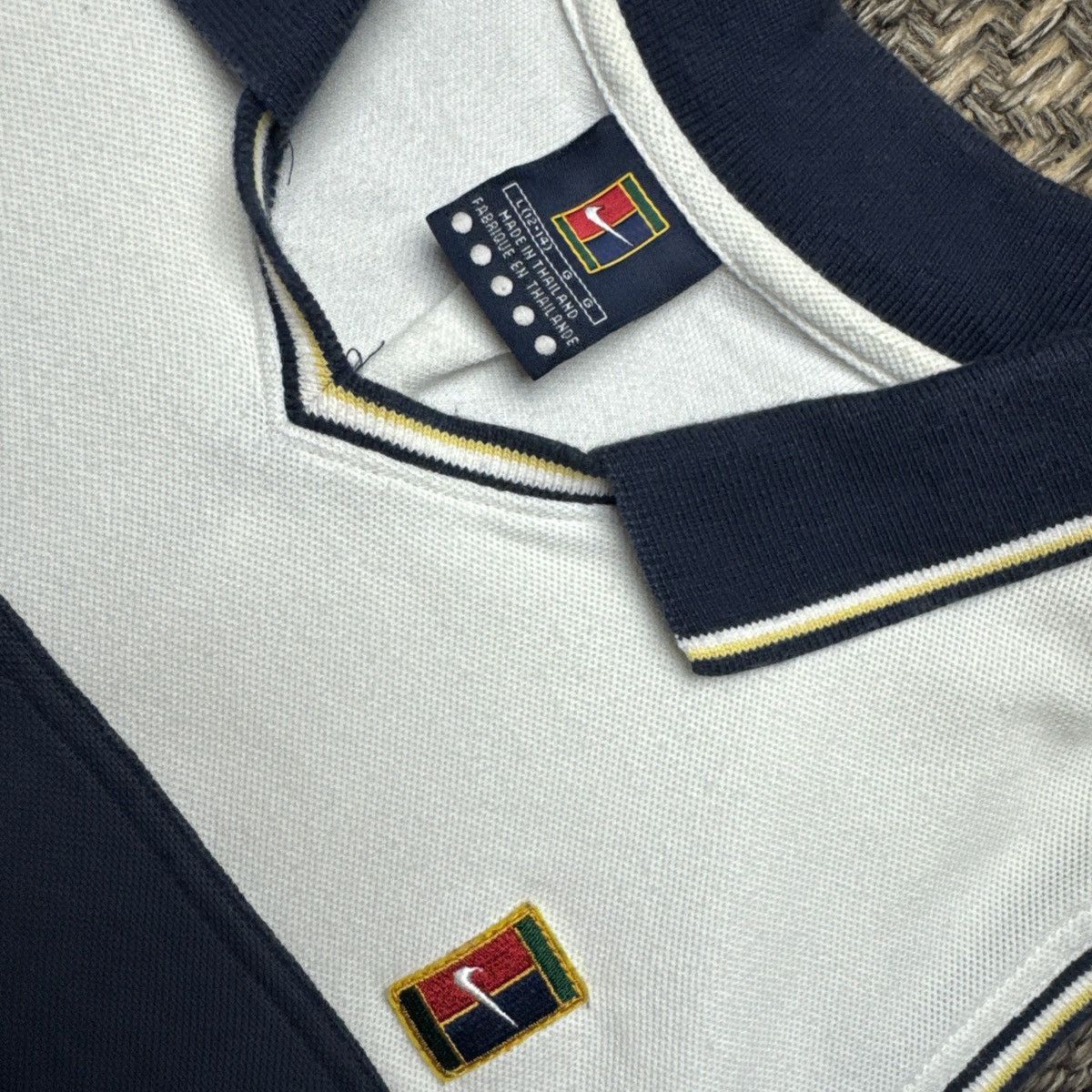 Nike Vtg 90s Nike Challenge Court Navy Women Short Sleeve Tank L Size L / US 10 / IT 46 - 2 Thumbnail