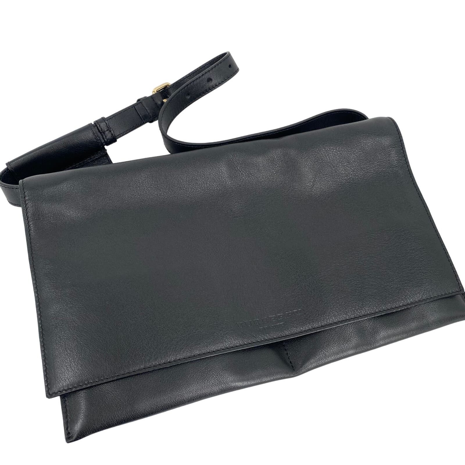image of Burberry Beauty Leather Makeup Cosmetic Bag New With Dustbag in Black, Women's