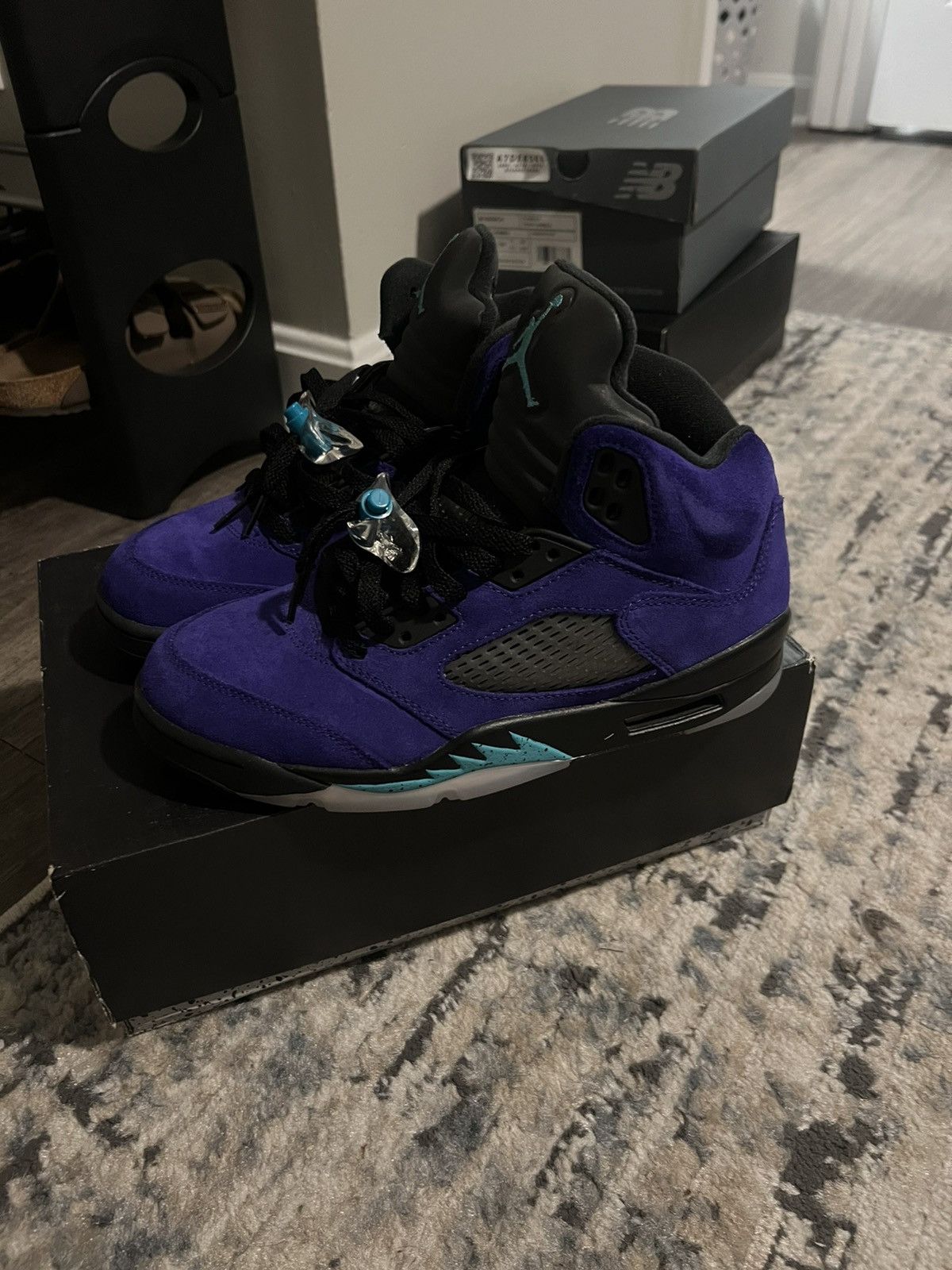 Jordan Brand Air jordan retro 5 “Alternate grape “ Size US 8 / EU 41 - 4 Thumbnail