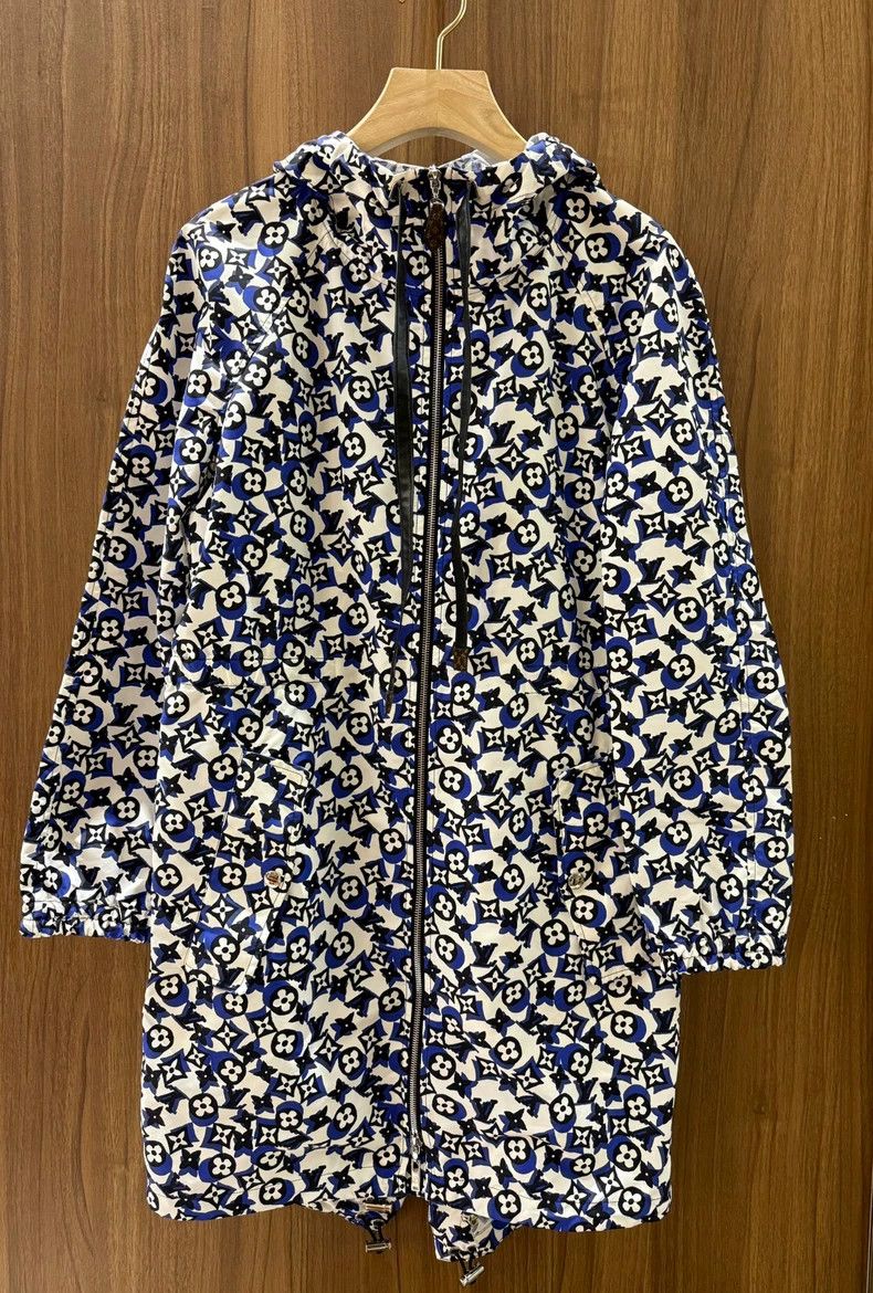 Louis Vuitton Louis Vuitton Floral print hooded jacket Size XS / US 0-2 / IT 36-38 - 1 Thumbnail