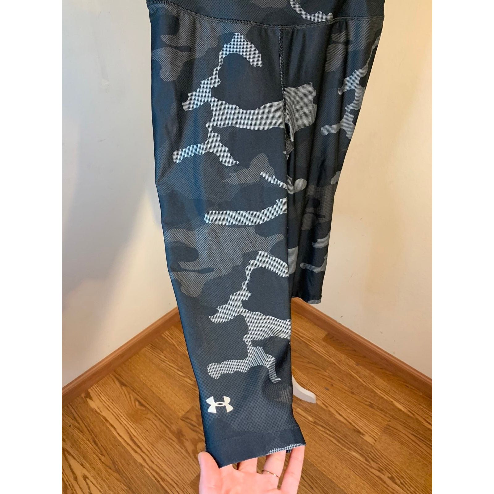 Under Armour Under Armour Women Shorts size M Size 30" / US 8 / IT 44 - 4 Thumbnail