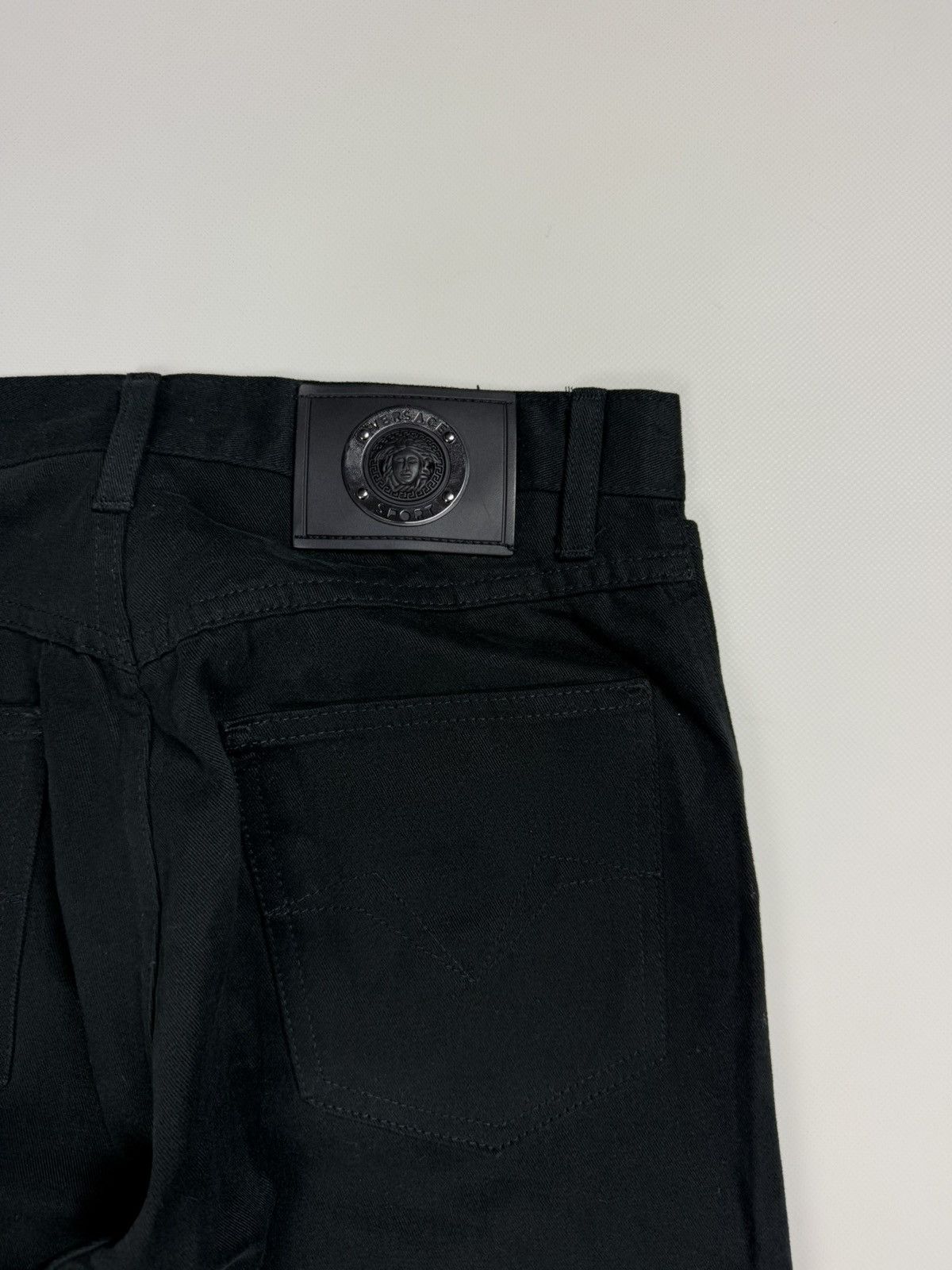 Vintage Versace Sport Vintage Men’s Jeans Pants Size 28 Size US 28 / EU 44 - 24 Thumbnail
