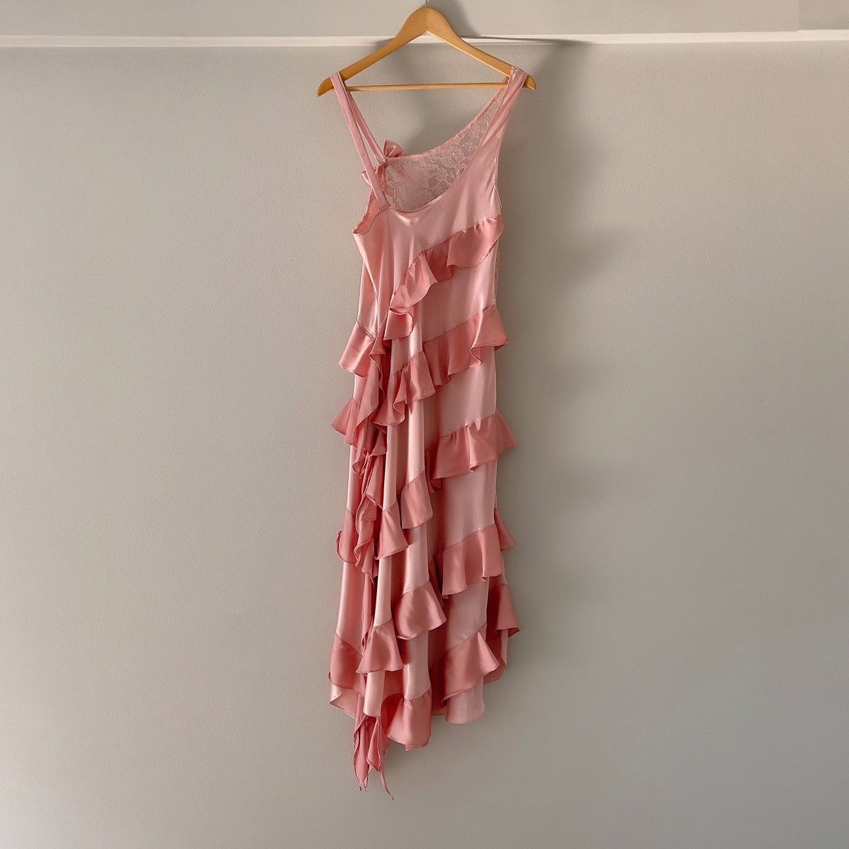 Victoria's Secret × Vintage Vintage VS Pink Ruffle Satin Dress (Small) Size S / US 4 / IT 40 - 22 Thumbnail