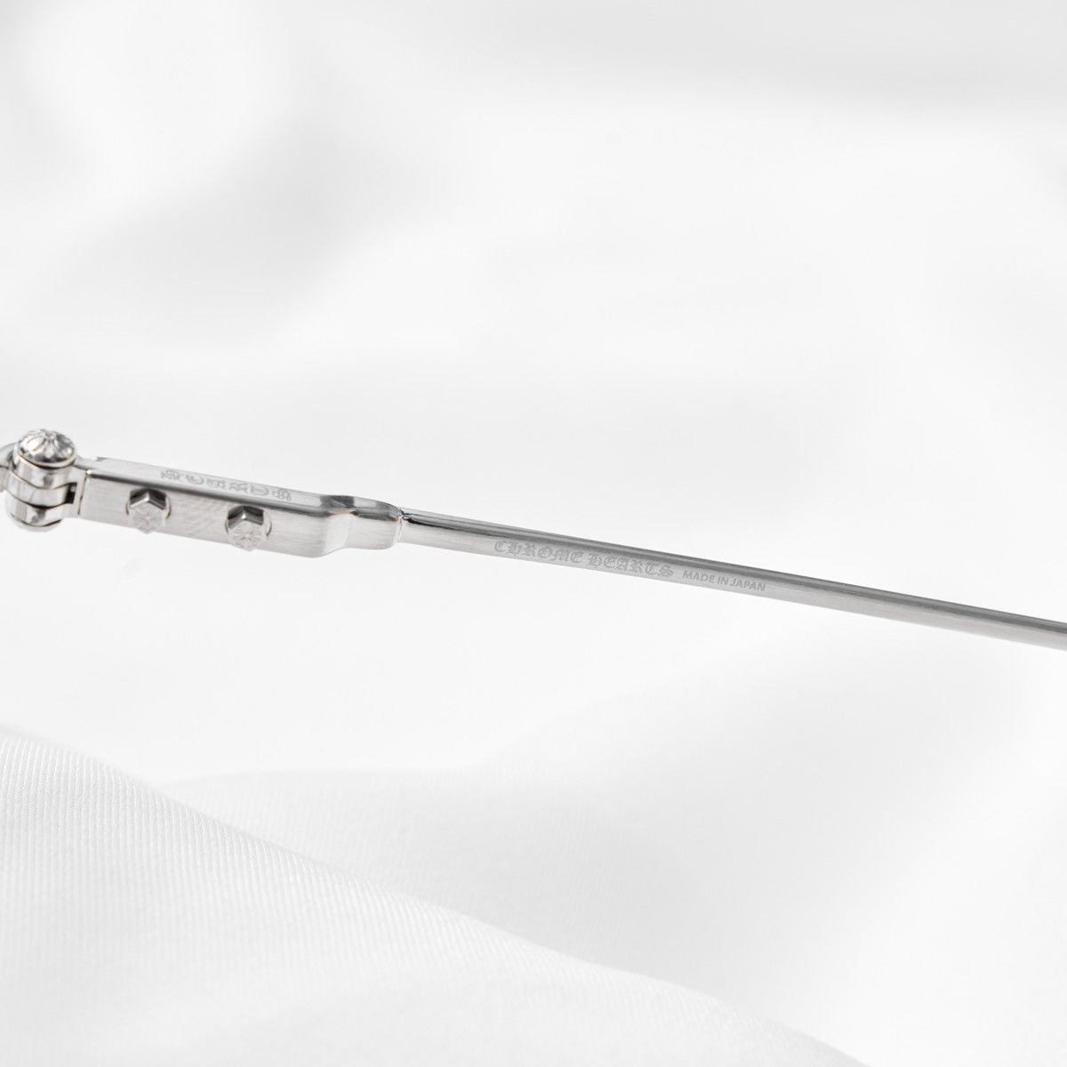 Chrome Hearts CHROME HEARTS ASSSOLUTLY BRUSHED SILVER GLASSES Size ONE SIZE - 4 Thumbnail