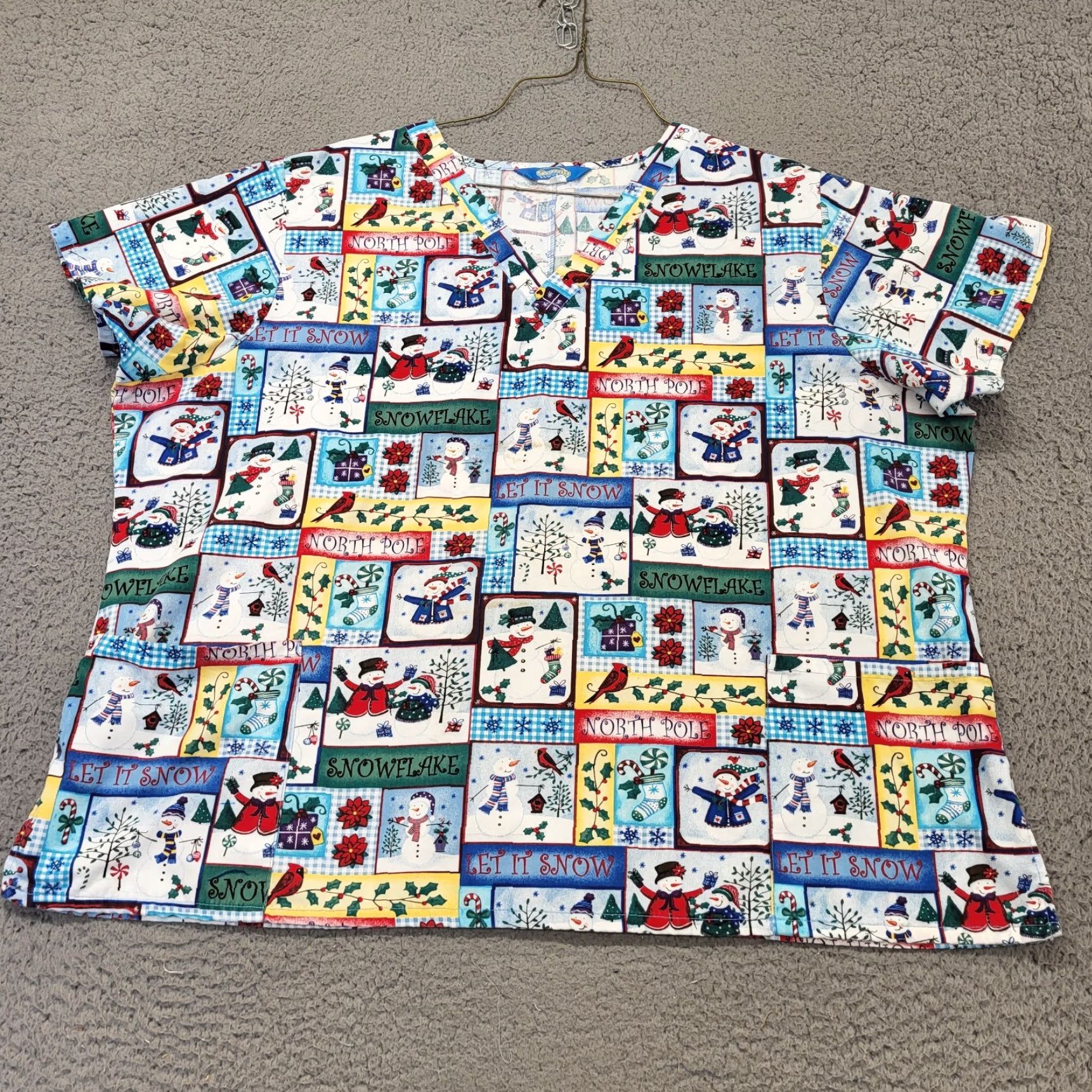 Poler Christmas Holiday Snowman Scrub Top Let it Snow North Pole Birds Women XL Scrub Wear Multi-Color Cotton Medical Size XL / US 12-14 / IT 48-50 - 4 Thumbnail