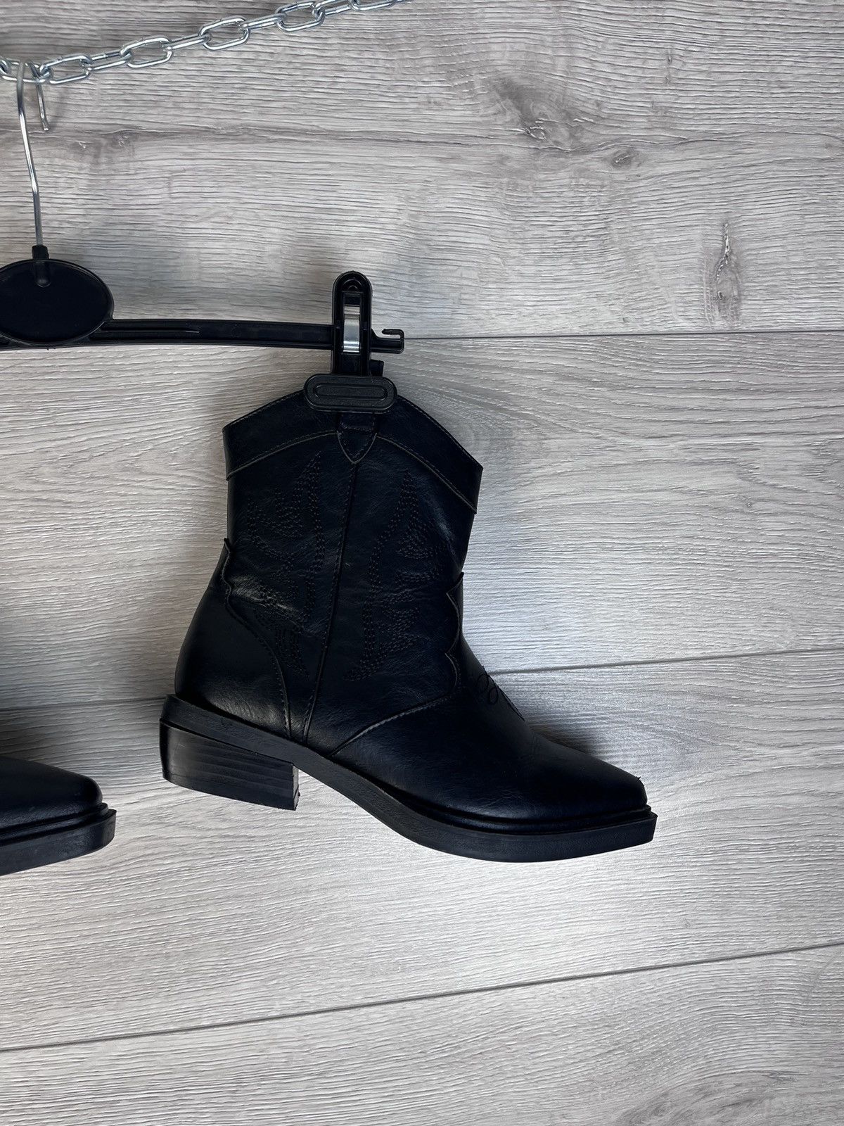 Other Women's Cowboy Boots size 5 Y2K casual USA ykk Size US 5 / IT 35 - 9 Thumbnail