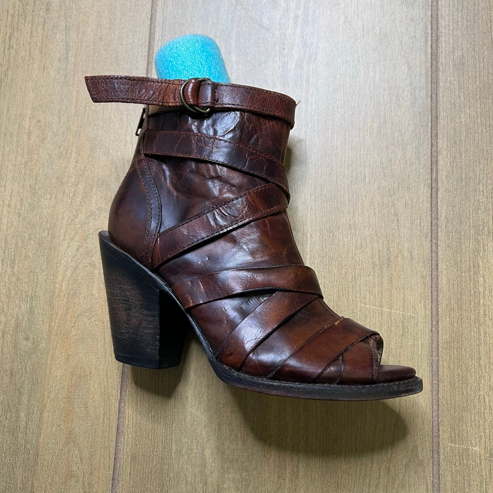 FREEBIRD Freebird FB Joker Leather Ankle Boots Peep Toe Strappy Sz 7 Size US 7 / IT 37 - 13 Thumbnail