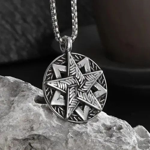 Jewelry Gothic Magic Star Knot Necklace Size ONE SIZE - 2 Thumbnail