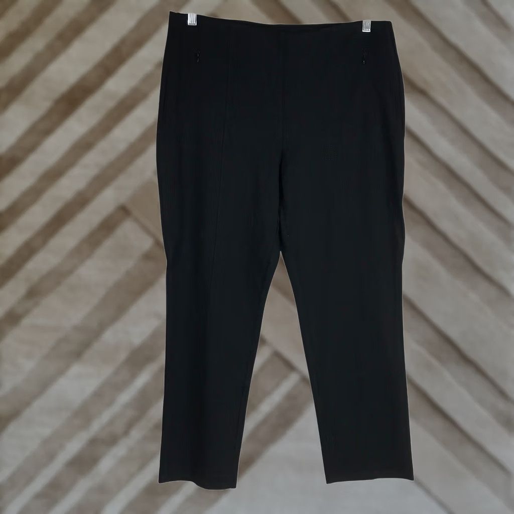 Vintage Chicos Black Ankle Pants Split Hem Zipper Detail Womens Size 25 Regular XS? Wait no. Size 42" / US 20 - 1 Thumbnail