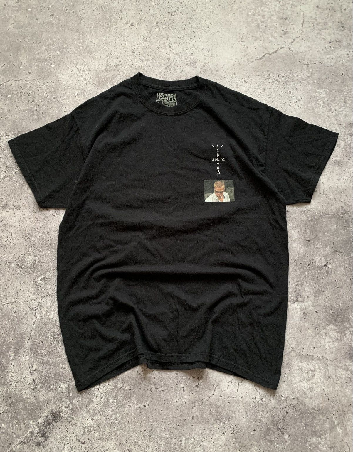 Travis Scott 🔥TRAVIS SCOTT by CACTUS JACK MOM I CAN FLY RESTRICTED TSHIRT Size US L / EU 52-54 / 3 - 5 Thumbnail