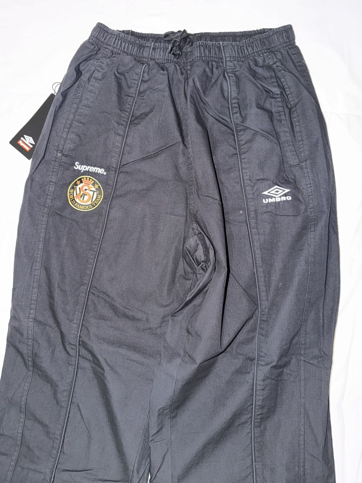 Supreme × Umbro Supreme Umbro ripstop Track Pants (SS26) Black Medium Size US 31 - 6 Thumbnail