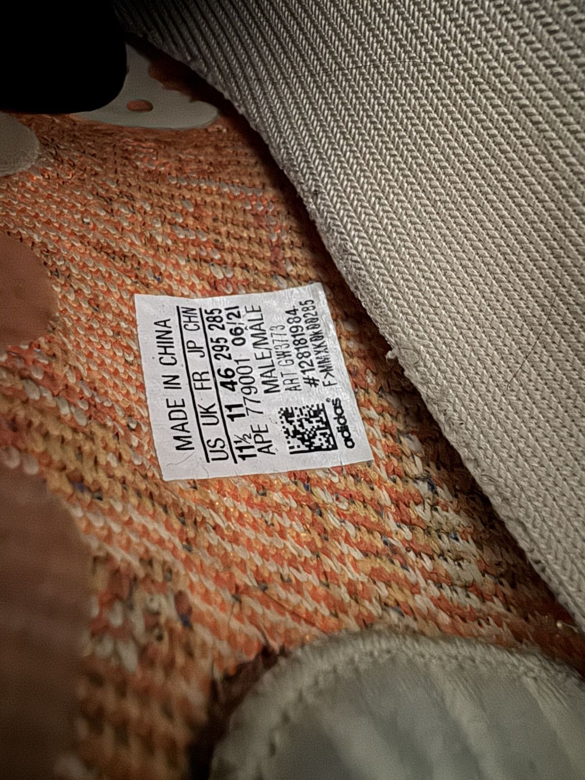 Adidas × Kanye West ADIDAS YEEZY V2 MX OAT Size US 11.5 / EU 44-45 - 7 Thumbnail