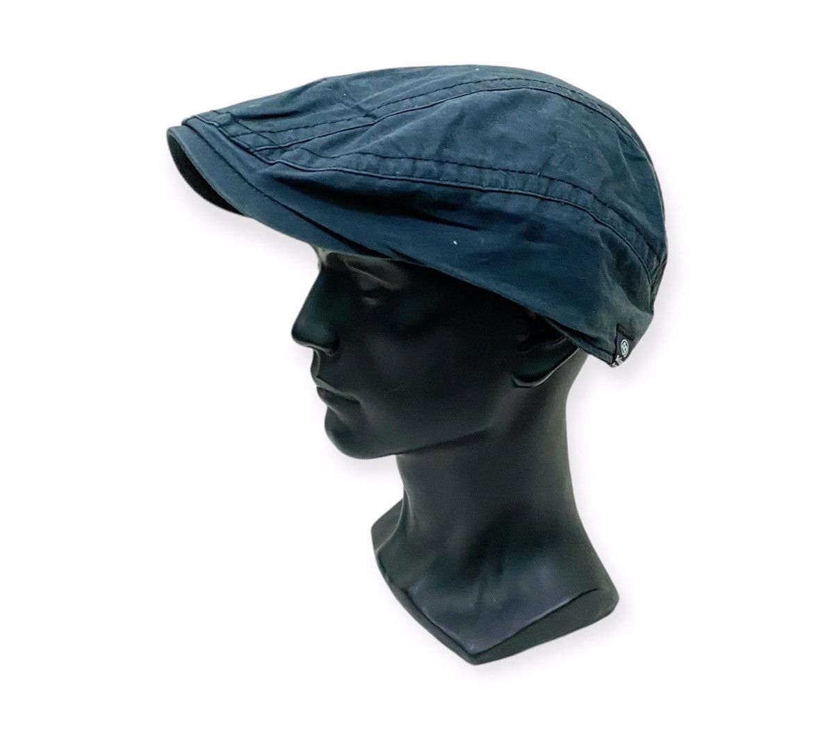 image of Beferent Beretta Plain Hat in Blue, Men's