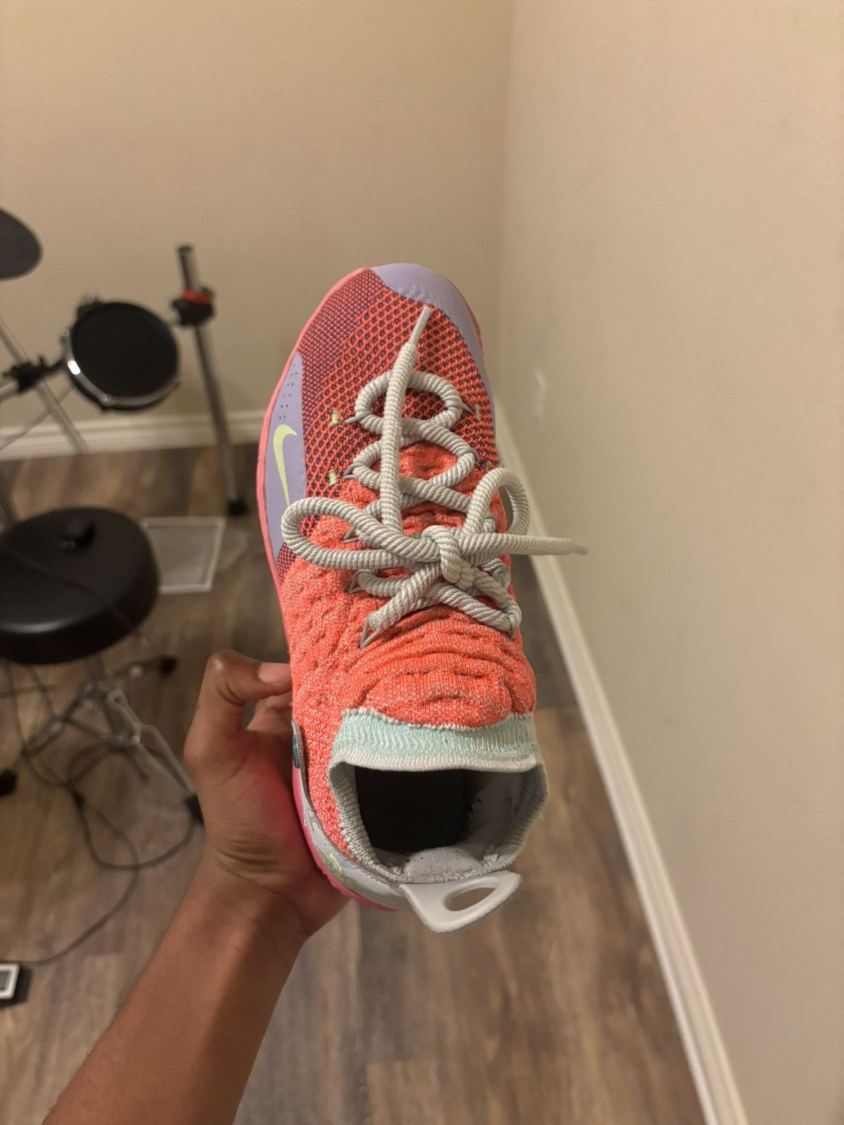 Nike Nike KD 11 EYBL Size US 6 / EU 39 - 3 Thumbnail