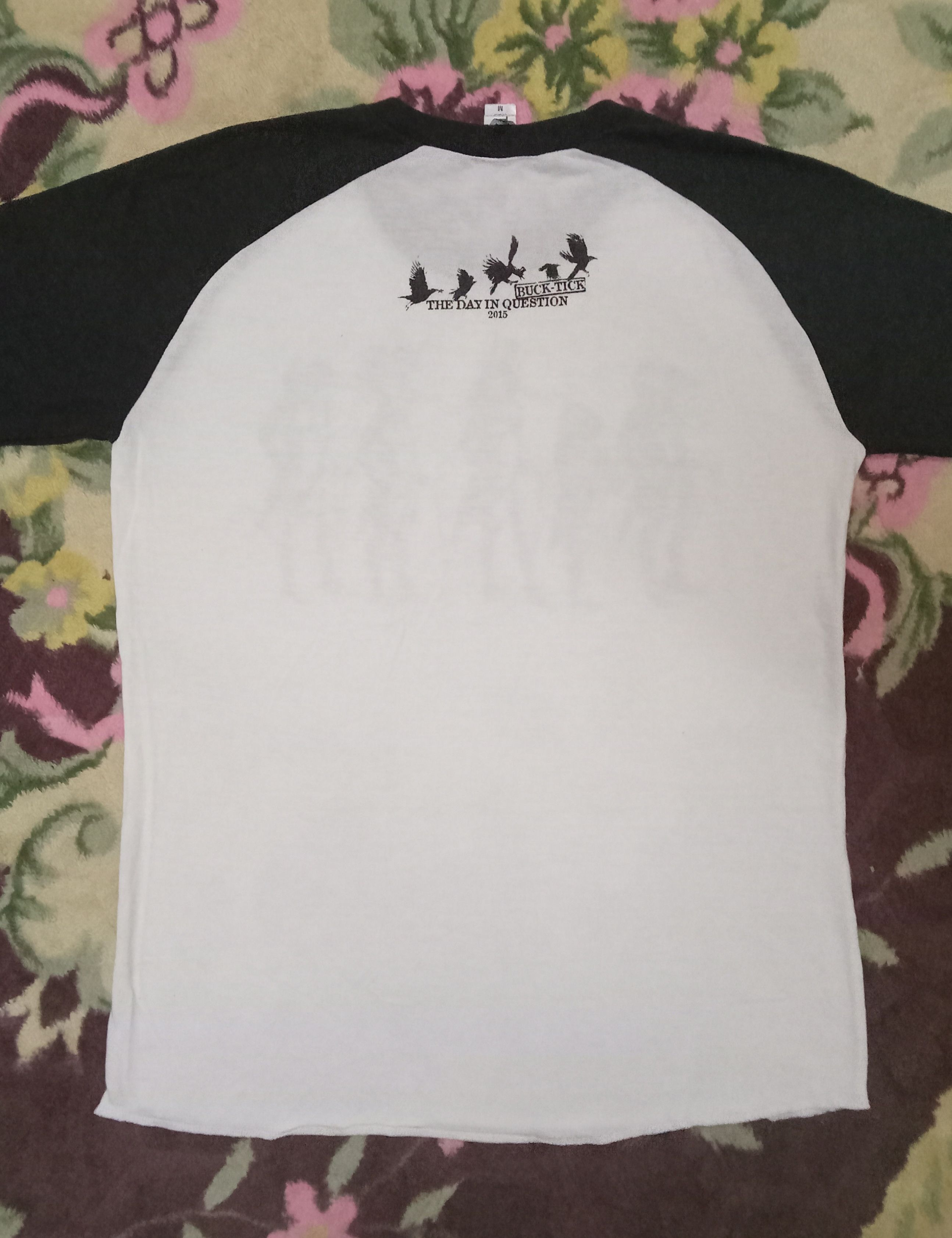 Band Tees Buck Tick The Day In Question 2015 Raglan/ Tri Quarter Shirt Size US M / EU 48-50 / 2 - 9 Thumbnail