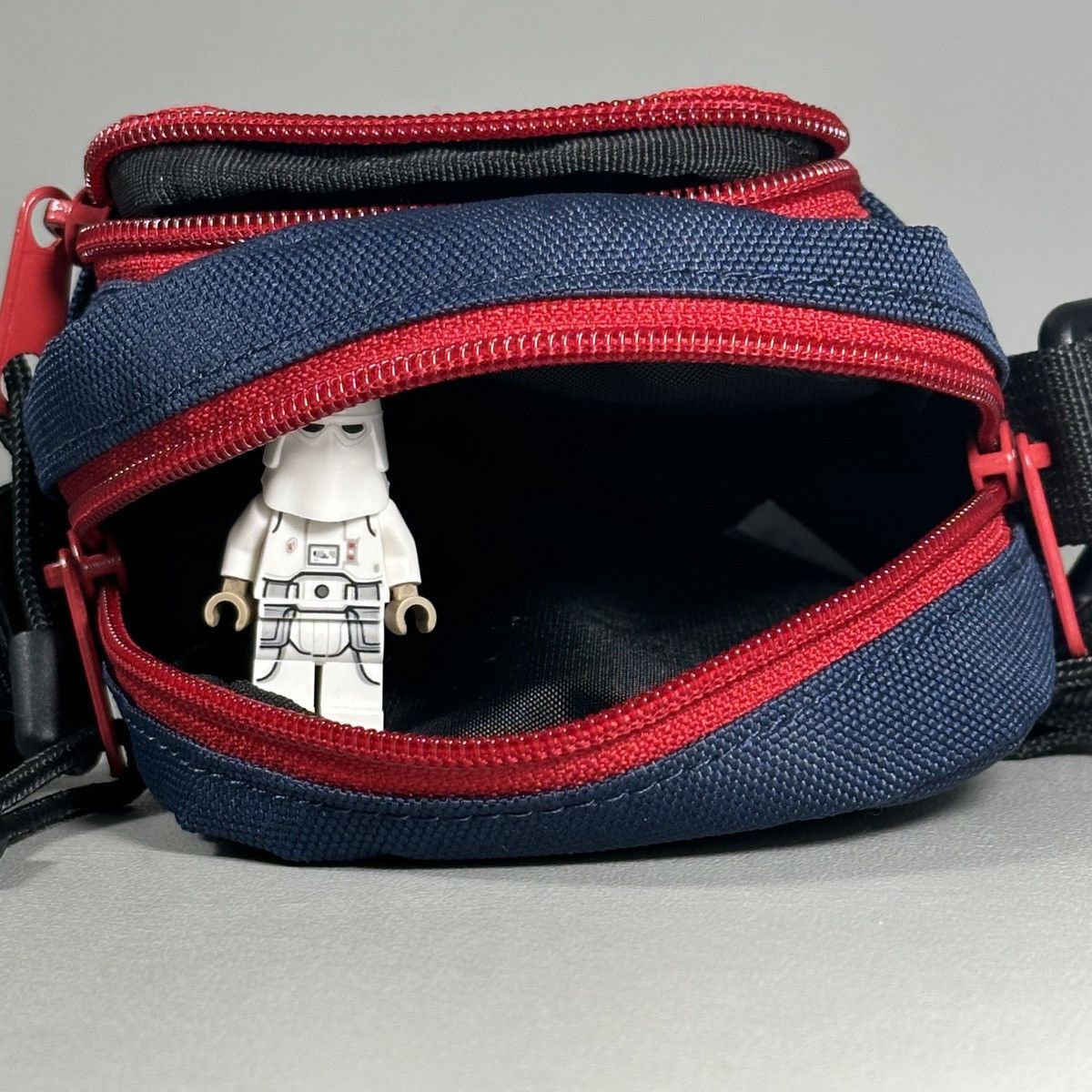 Only NY Rare Only NY Camera Crossbody Navy Red Cordura Shoulder Bag Size ONE SIZE - 5 Thumbnail
