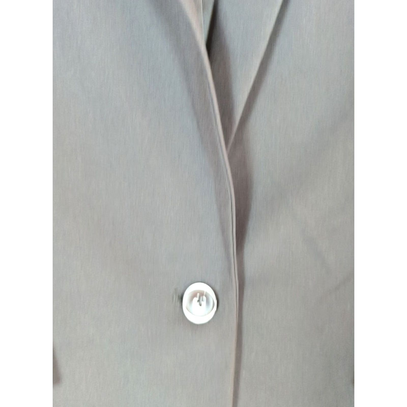 Banana Republic Banana Republic Wool Blazer Women 6P Petite Black Single Button Basic Jacket Knit Lined Pockets Wool Blazer for Business Fall Winter Mens? No Size M / US 6-8 / IT 42-44 - 2 Thumbnail