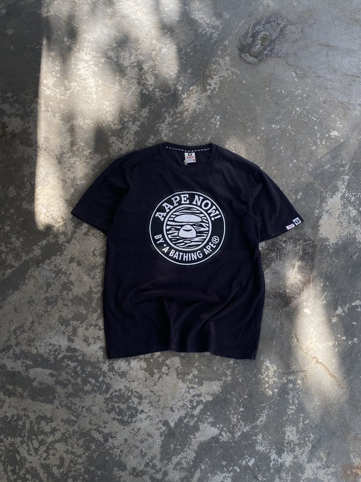 Aape AAPE by A BATHING APE Mono Camo Stamp T-Shirt Size US XL / EU 56 / 4 - 1 Thumbnail