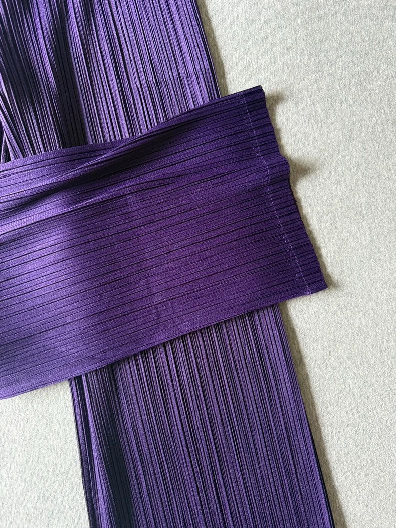 Issey Miyake Issey Miyake size:2 Purple pleated trousers Size 22" - 2 Thumbnail