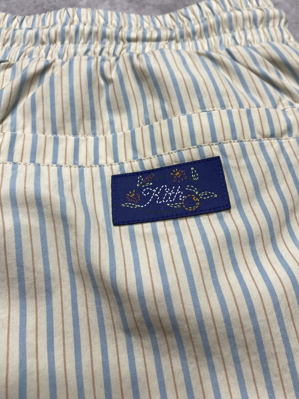 Kith Kith Striped Poplin Hardaway Short Pebble Size US 32 / EU 48 - 3 Thumbnail