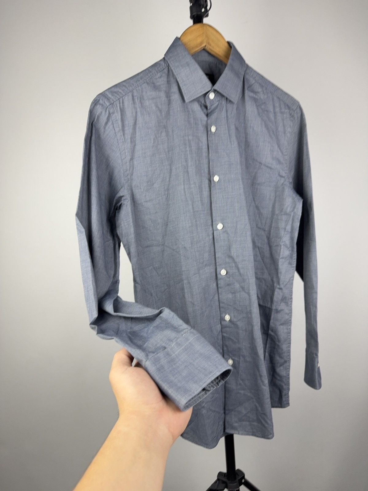 Hugo Boss Luxury Designer Hugo Boss Sharp Fit long sleeve Shirt Size US S / EU 44-46 / 1 - 5 Thumbnail