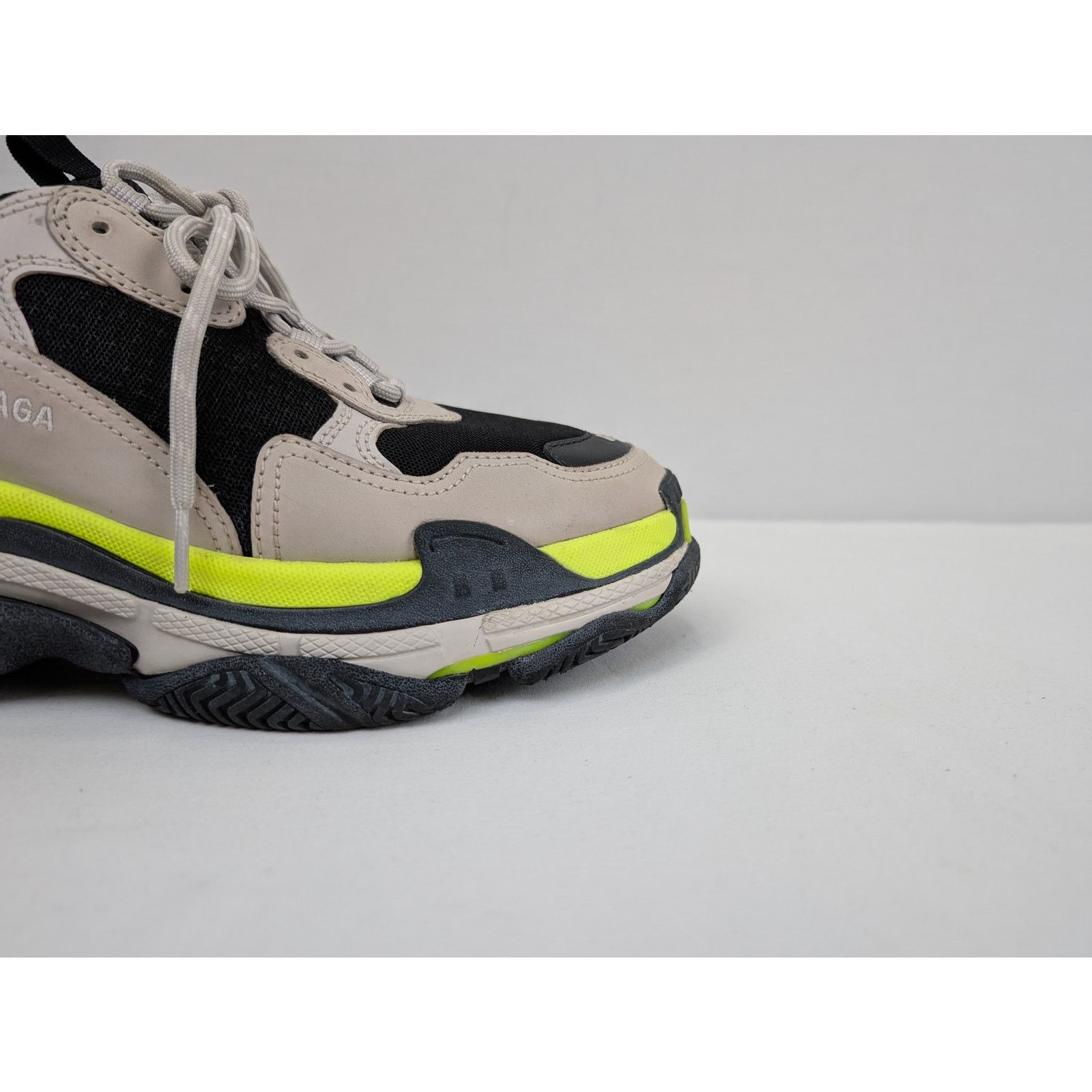 Balenciaga o1rshd1 Runner Sneakers in Grey/Yellow Fluo Size US 10 / EU 43 - 3 Thumbnail