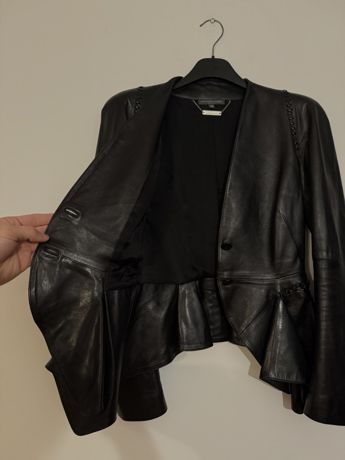 Alexander McQueen Alexander McQueen Leather Jacket Biker Black Fashion Size XS / US 0-2 / IT 36-38 - 15 Thumbnail