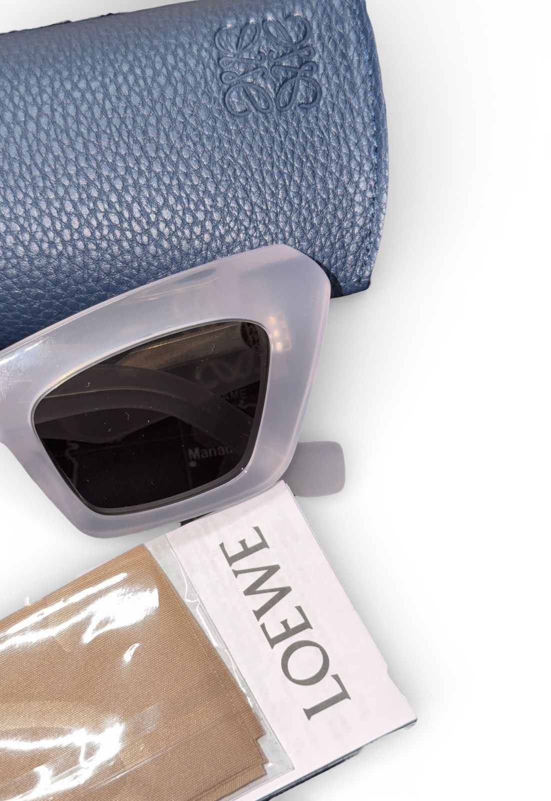 Loewe LOEWE BEVELED ANAGRAM CATEYE SUNGLASSES Size ONE SIZE - 7 Thumbnail