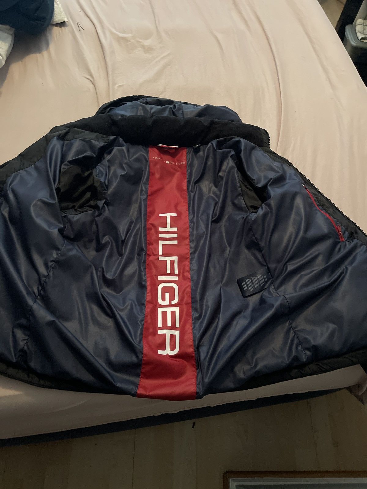 Other × Tommy Hilfiger Tommy Hilfiger Puffer Jacket Size US S / EU 44-46 / 1 - 1 Thumbnail