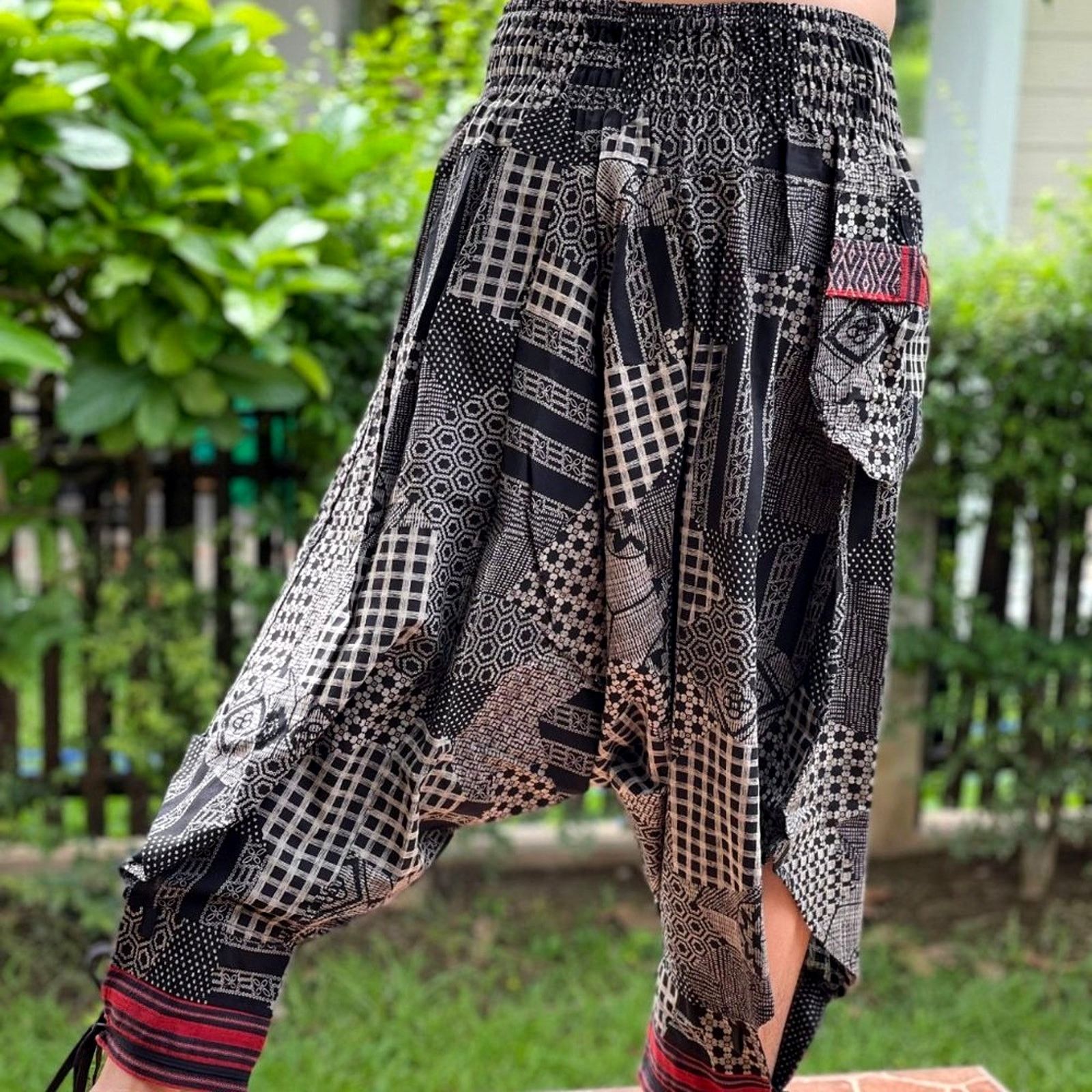Other Wer bist du? Harem Pants Patterned Cuffs Black OS Size 29" - 6 Thumbnail
