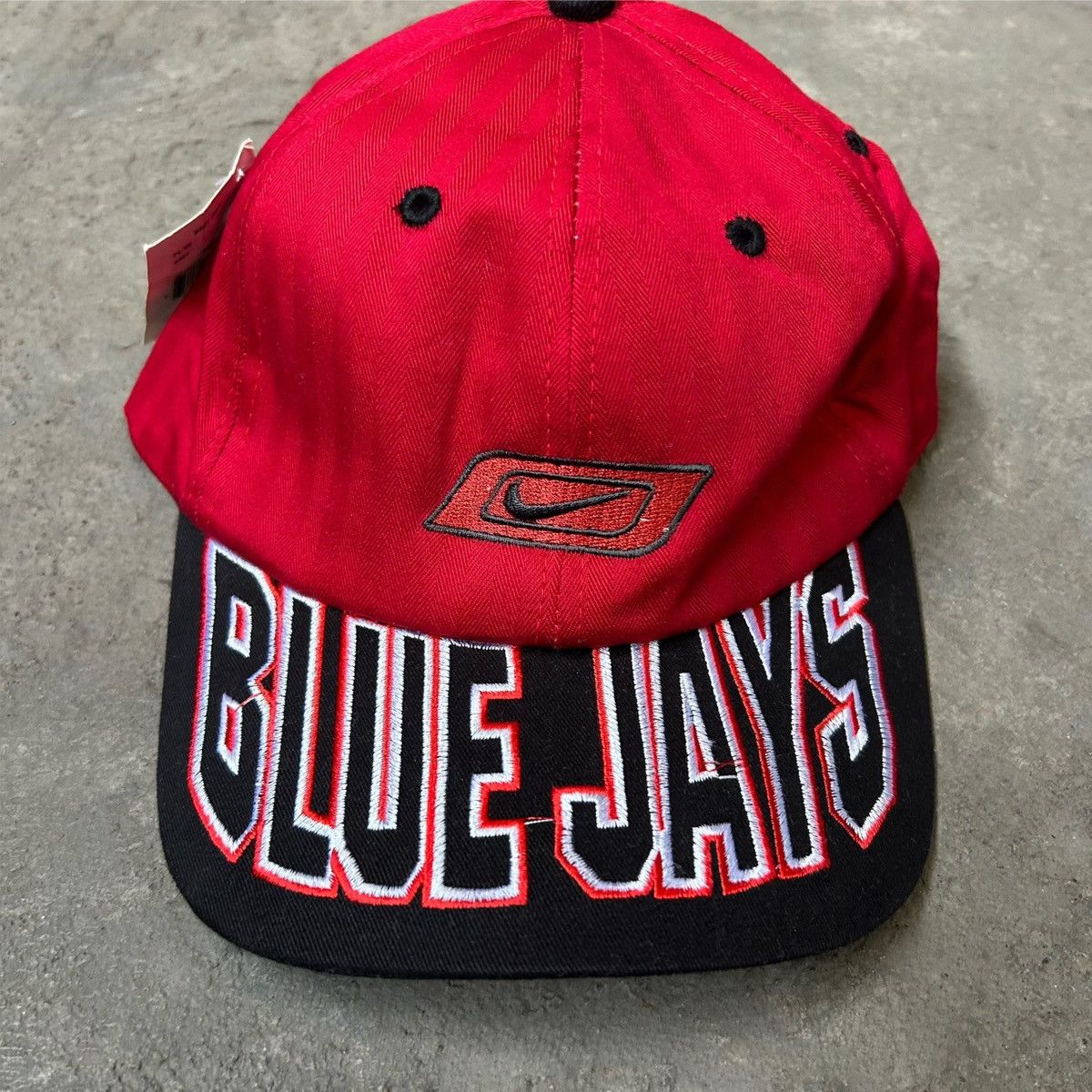 MLB × Nike × Vintage Early 2000s no boundaries Nike Bootleg Blue Jays Vintage Hat Size ONE SIZE - 4 Thumbnail