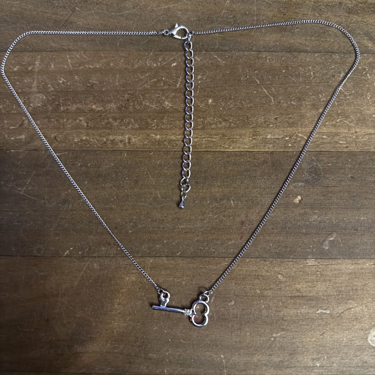 Other Silver tone dainty skeleton key necklace Size ONE SIZE - 2 Thumbnail