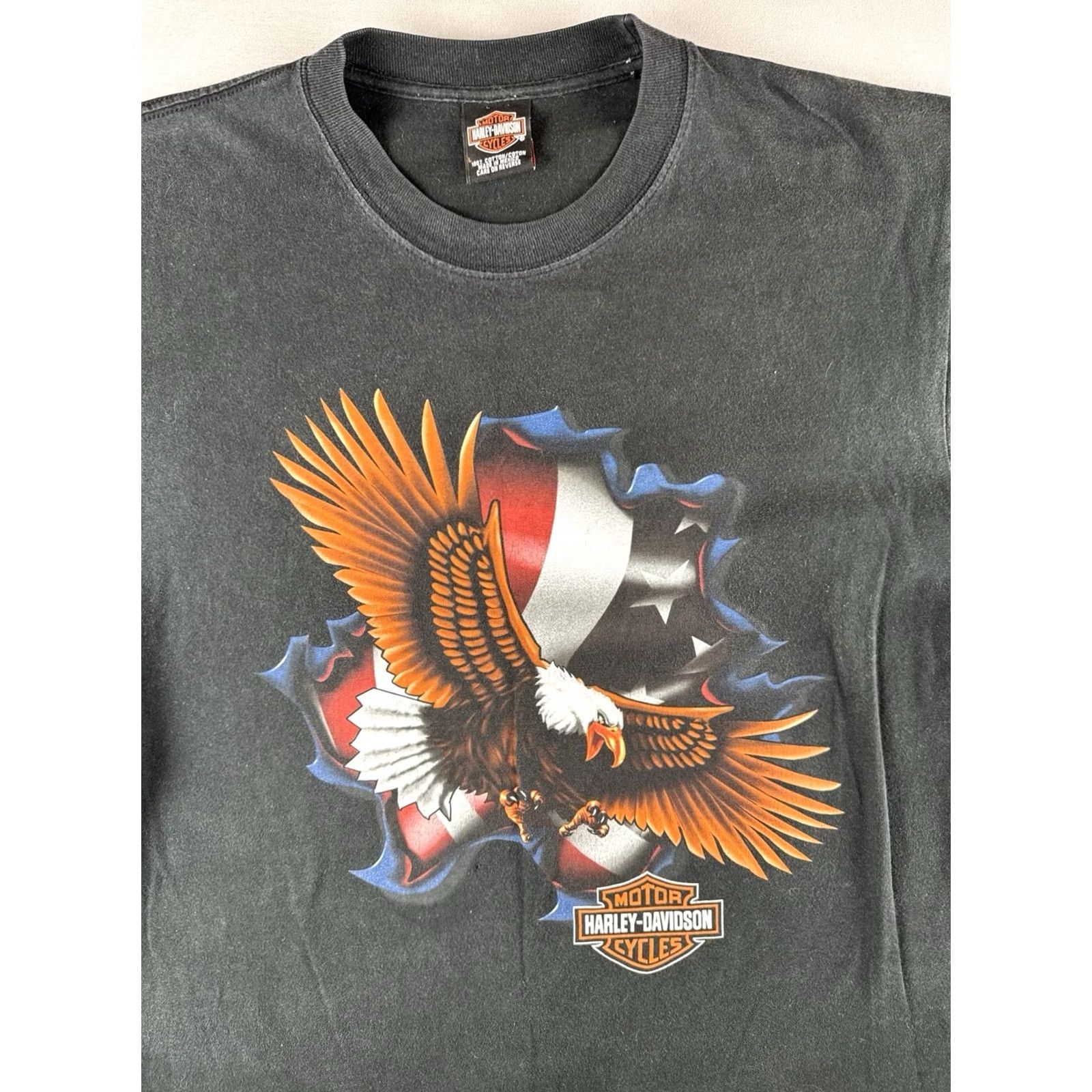 Harley Davidson VINTAGE 2004 Harley Davidson T-Shirt Black L Al Muth Eagle Flag Mens Size US L / EU 52-54 / 3 - 4 Thumbnail